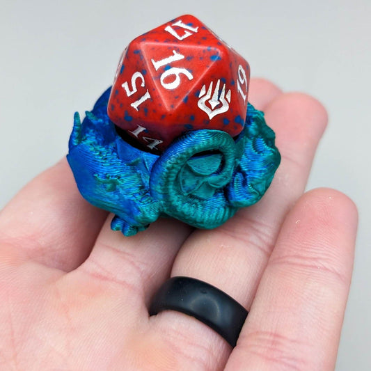 DRAGON DICE GUARDIAN  (Random Color)