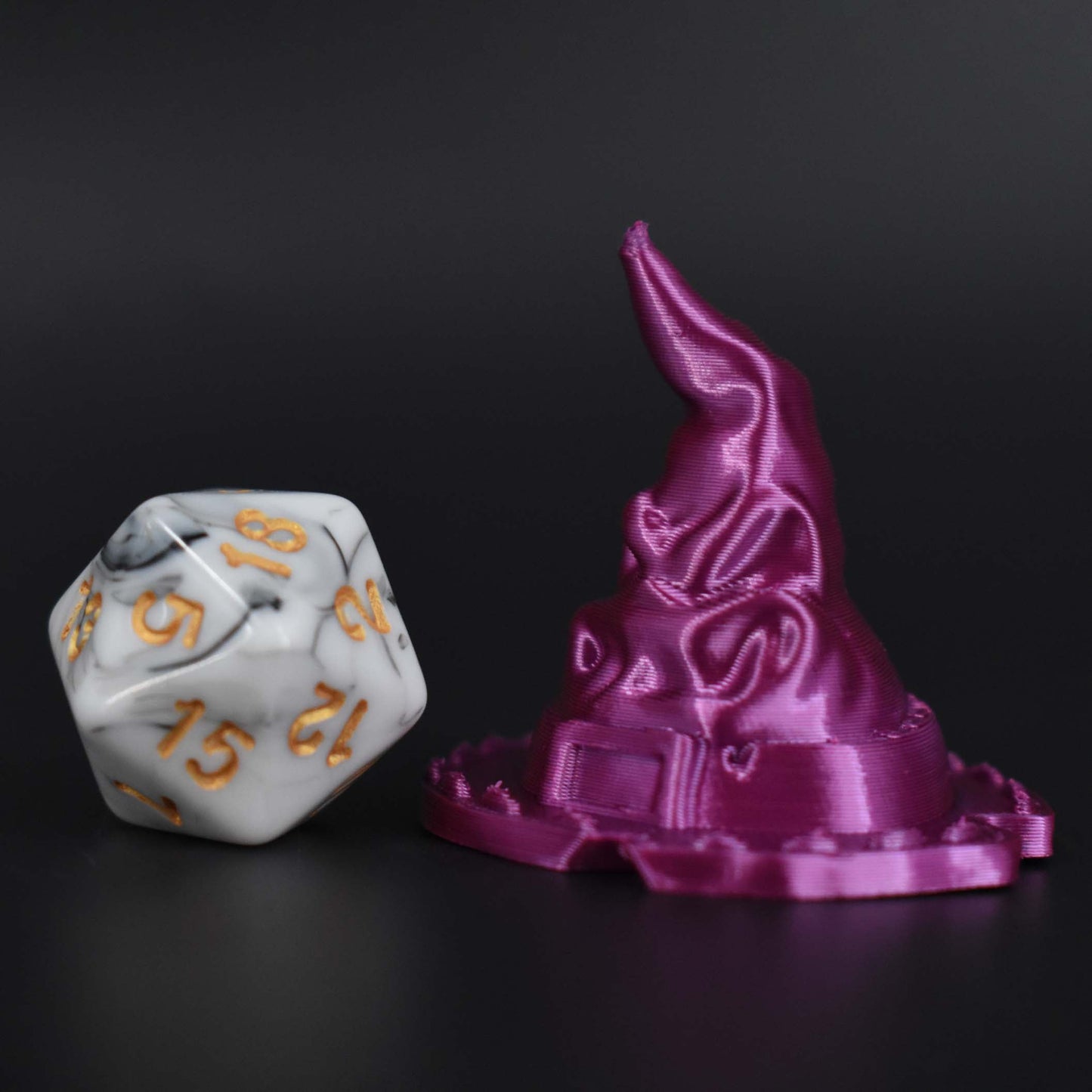 Sorting Hat Dice Guardian  + Mystery D20 (Random Color)