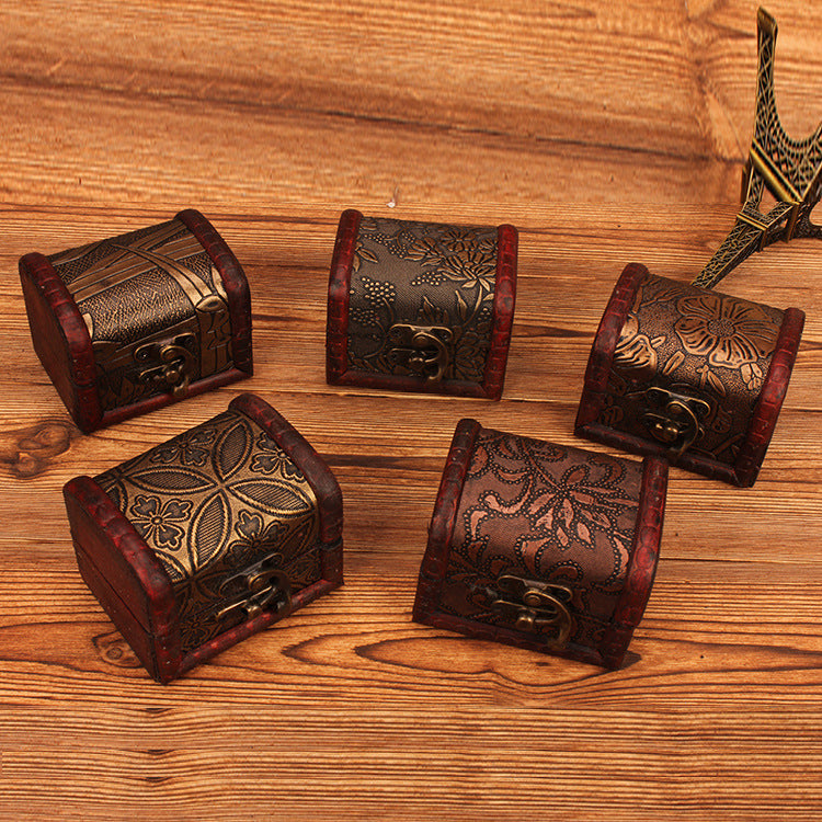 Wooden Dice Chest
