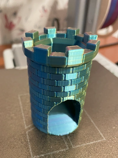 Tiny Dice Tower + Mystery D20 (Random Color)