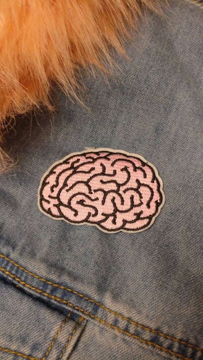 Brainy // Brain DIY Embroidered Patch Iron Sew On Applique Craft Creepy Cute Aesthetic For Jackets In The UK Gift Idea Anatomy Biology Smart