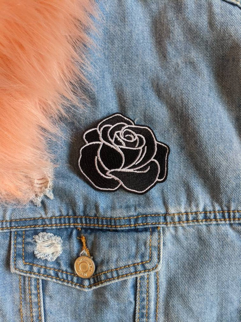Bad Bunch // Goth Gothic DIY Flower Rose Roses Embroidered Iron Sew On Patch Badge Applique Cute Gift Style Bloom Craft Motif Floral Nature