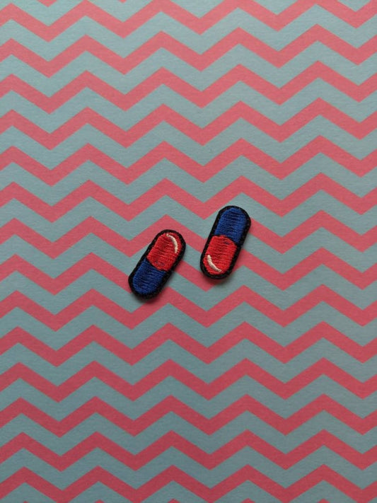 Chill Pills // Tablets Medication Drugs Small Iron Sew On Patch Applique Set Pair Cute BFF Art Cool Motif Tattoo Craft For Couples Gift UK X