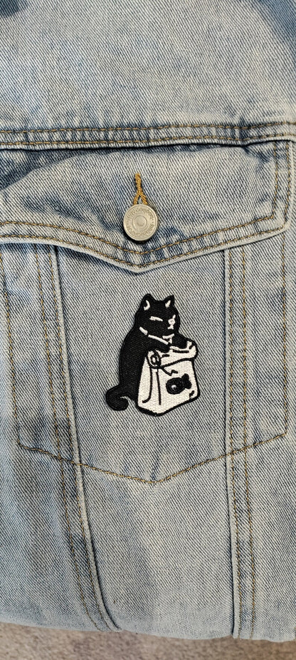 Cat Fish // DIY Take Out Embroidered Iron Sew On Patch Meme Funny Dinner Craft Badge Motif Cute Gift Aesthetic Patches For Jackets In The UK